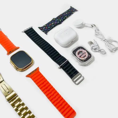 I20 Ultra Smart Watch with Earbuds & 7 Interchangeable Straps